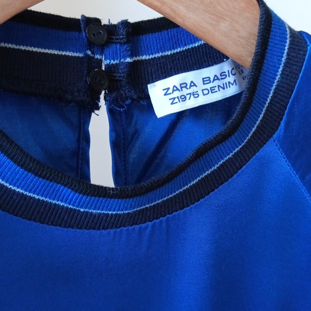 P17" Zara Satin Vibrant Blue Crinkled Short Sleeve Top - Picture 8 of 10